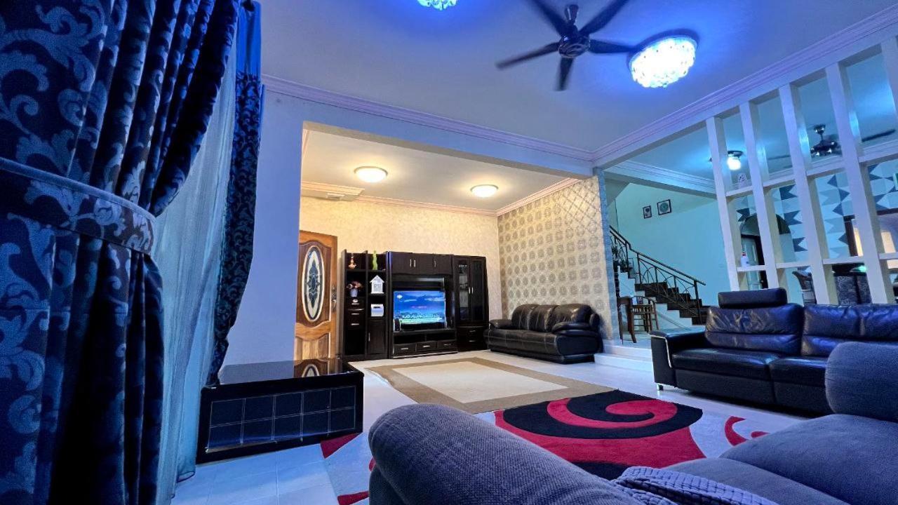 Yb Guest House 4 Bilik 5 Katil Chukai Eksteriør bilde